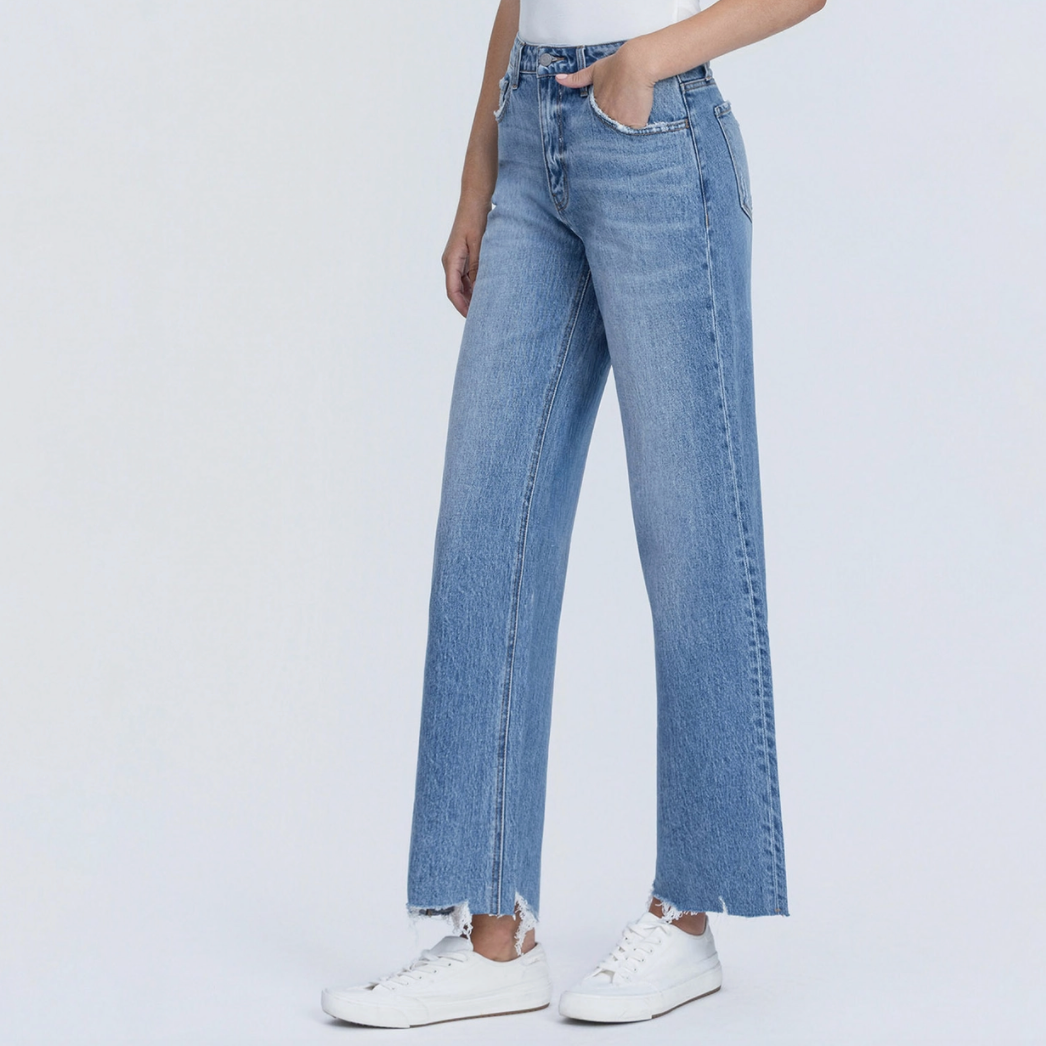 High Rise Clean Cut Hem W Destruction Wide Jeans